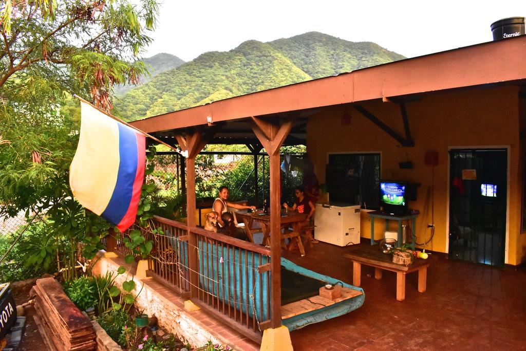 Hostal Rancho Aparte Taganga Bagian luar foto